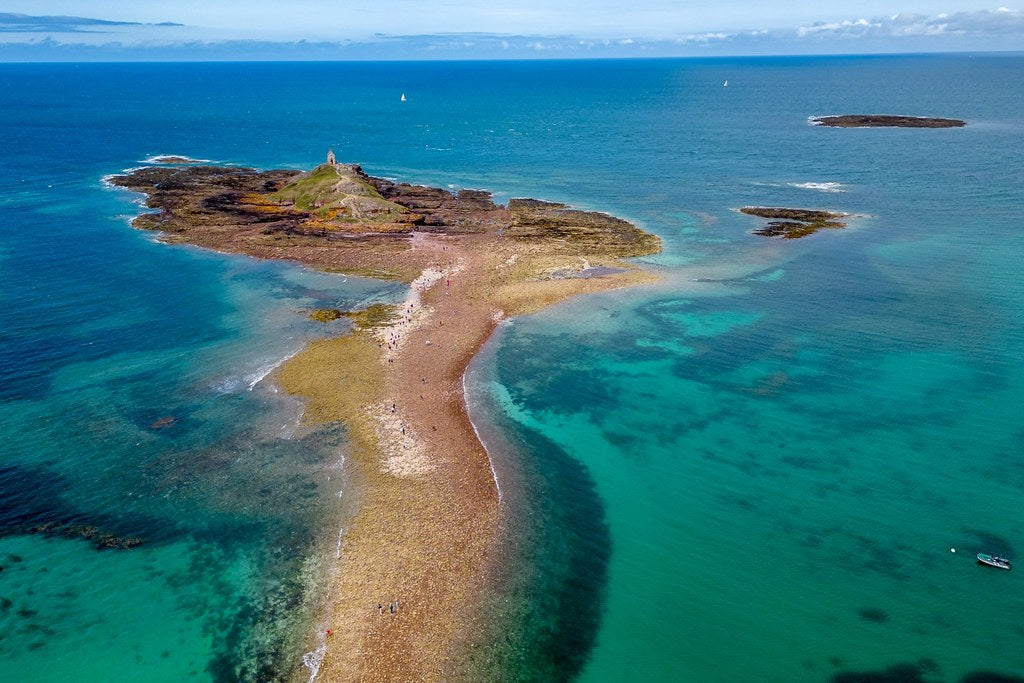 Quelle est la distance entre la Bretagne et Paris ?
